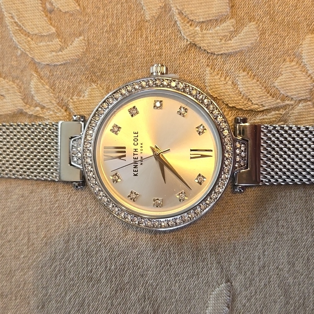 NWOT Kenneth Cole silver watch